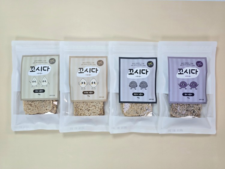 [ 꼬시다누룽지 ] 지퍼백 70g 4개입 선물팩 (현미/흑미/카무트/흑임자 누룽지)
